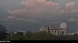 Des atomes aux étoiles