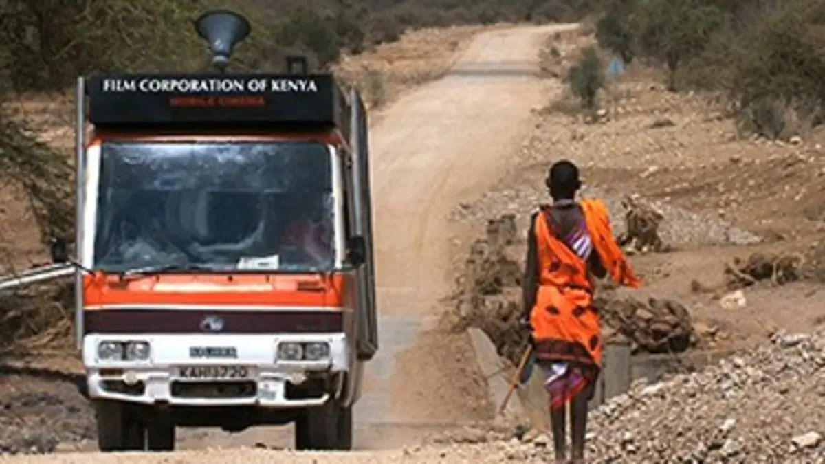 Des camions et des hommes E07 Kenya, le cinéma itinérant