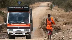 Visuel de Des camions et des hommes