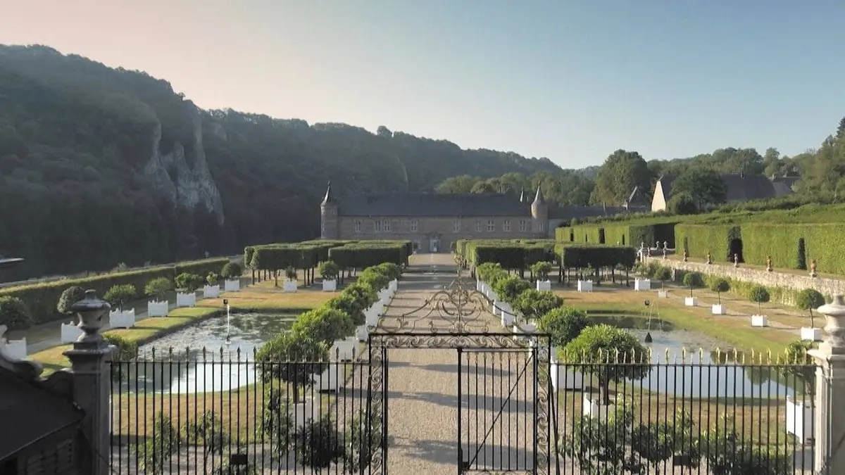 Des châteaux et des hommes, un siècle d'histoire E03 Freÿr