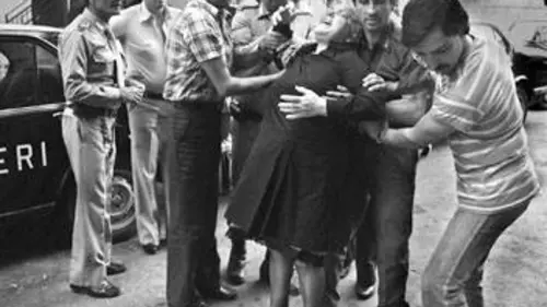 Épisodes de Des femmes dans la Mafia