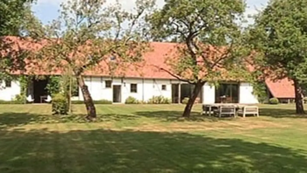 Des maisons et des hôtes S02E03 Justin de Provence, Moka et Vanille, le château de Lerse