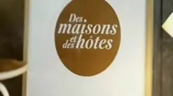 Visuel de Des maisons et des hôtes
