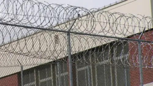 Des métiers dangereux Gardien de prison