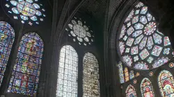Des monuments et des hommes  France : La cathédrale de Chartres