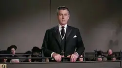 Des pas dans le brouillard