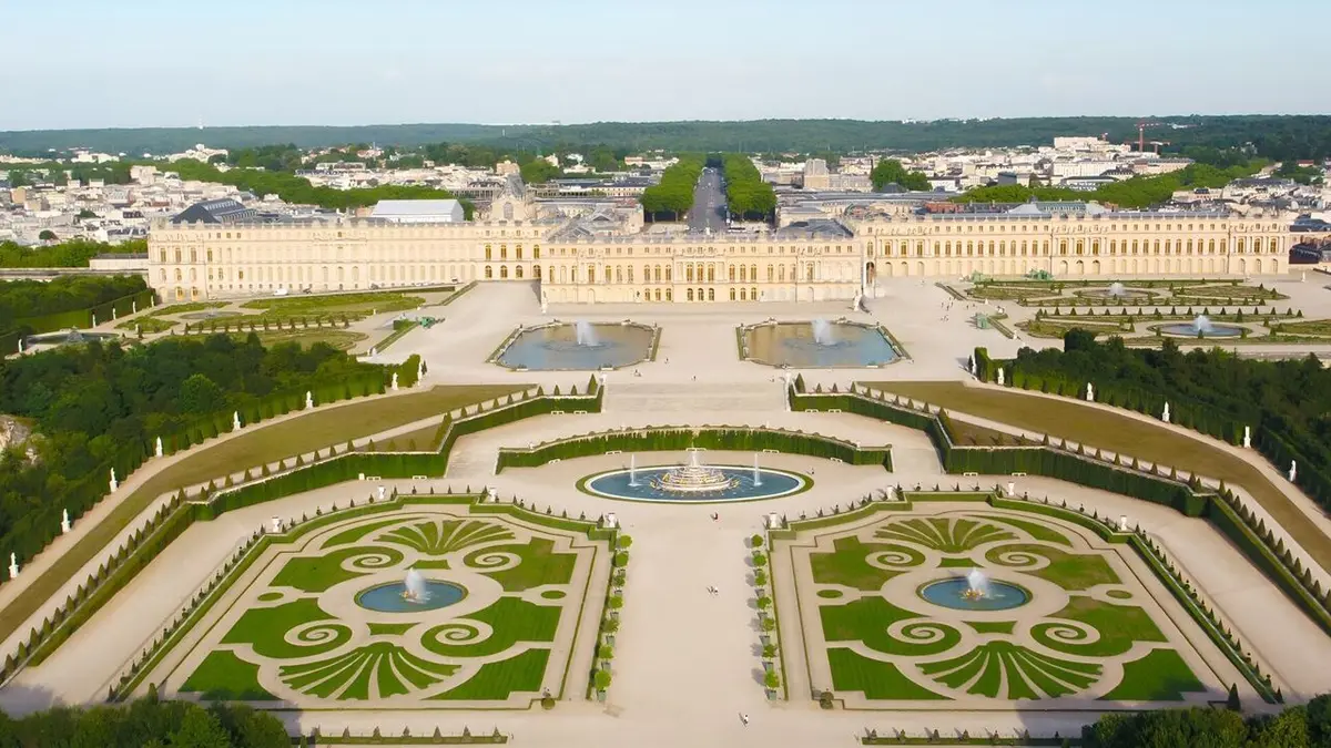 Des racines et des ailes Versailles, 400 ans de faste et d'excellence