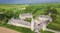 Des racines et des ailes