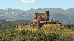 Des racines et des ailes Passion patrimoine : Sur les chemins du Massif central