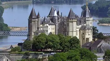 Passion patrimoine : Des terroirs, des châteaux et des vignes