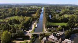 Sur TV5MONDE à 21h00 : Des racines et des ailes