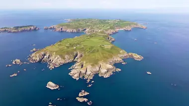 Des racines et des ailes Passion patrimoine : mon île en Normandie