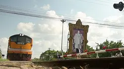 Des trains pas comme les autres S02E00 Thaïlande (1/2)