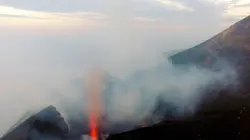 Des volcans et des hommes