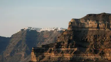 Santorin, un cataclysme légendaire