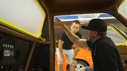 Design auto Une voiture en or