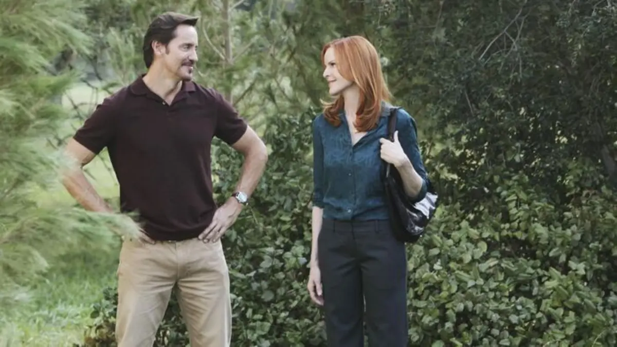 Visuel de Desperate Housewives S08E02 Etablir le contact