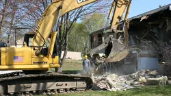 Destruction tout bénef ! Feu et fortune