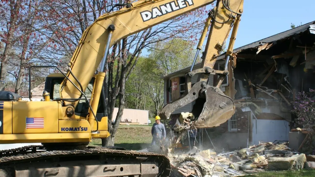 Destruction tout bénef ! Feu et fortune