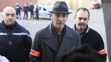 Deux flics sur les docks S05E02 Visa pour l'enfer