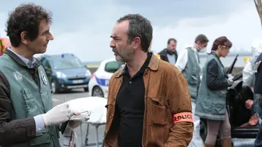 Deux flics sur les docks S05E04 Amours mortes