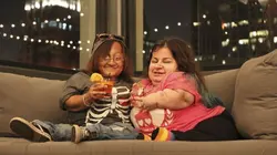 Deux Sur Un Million S01E05 Un buste minuscule