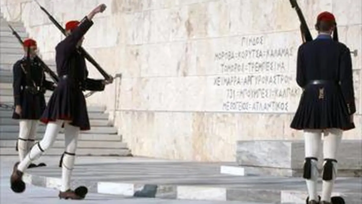 Deux, trois jours en ville S02E01 Athènes