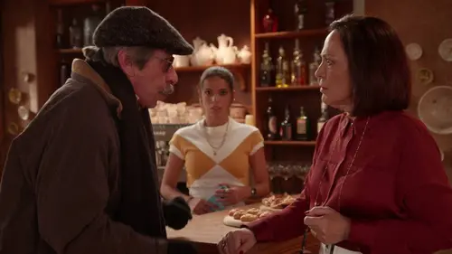 Casting Deux Vies E233