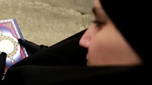 Casting Devoir d'enquête (passage à l'heure d'été) Au coeur de Daesh avec mon fils