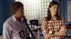 Dexter S04E11 Enchanté, Dexter Morgan !