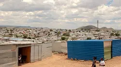 Diplomatie S01E03 Namibie