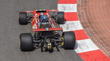 L'Equipe Moteur : Direct Auto Express