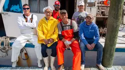 Dirty Jobs Pêcheur de méduses et technicien epoxy en streaming