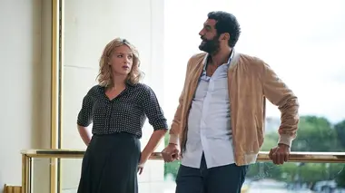 Dix pour cent S02E01 Virginie et Ramzy