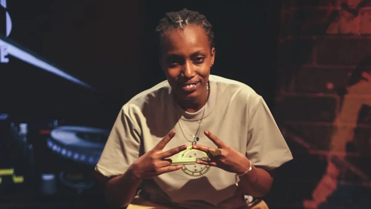 Dj Battle Africa S04E02 La finale : DJ Alida / DJ Scream (1)
