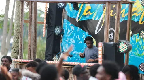 Dj Battle Africa S04E06 Demi-finale 2 (1)