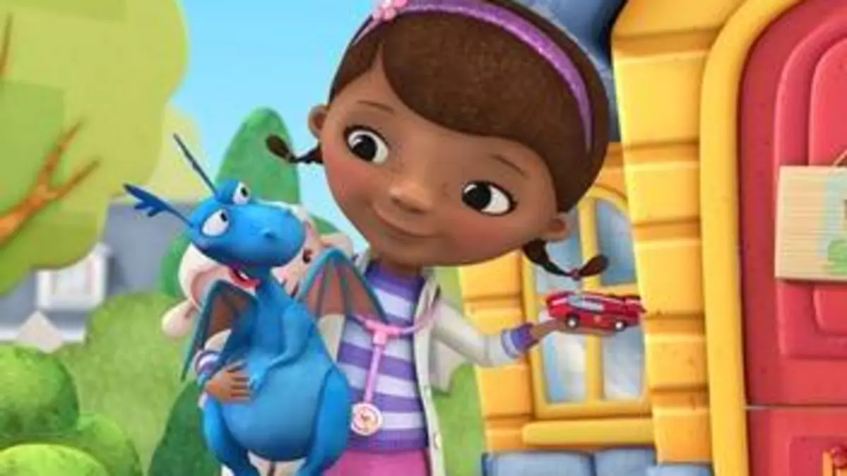Doc McStuffins Shorts S04E100 À secouer avec précaution / Hallie perd sa voix