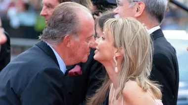 Sexe pouvoir et argent : un roi au cœur du scandale