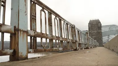 "Routes, ponts, infrastructures : l'Amérique qui tombe en ruines"