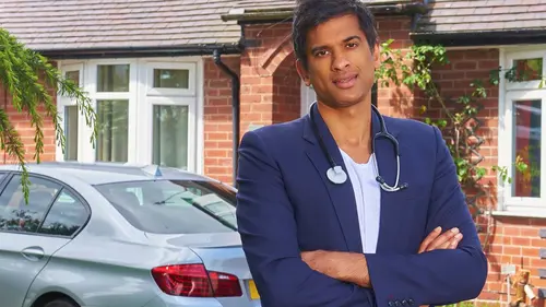 Doctor in the House S01E01 Mistrys