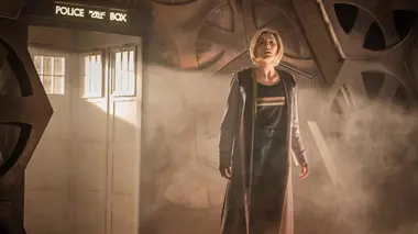 Doctor Who S11E02 Le monument fantôme