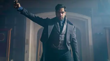 Doctor Who S12E02 La chute des espions
