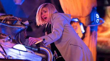 Doctor Who S13E01 L'Apocalypse d'Halloween