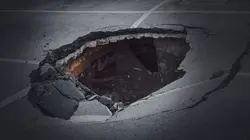 Dolines, au bord du gouffre S01E06 Zones à risque