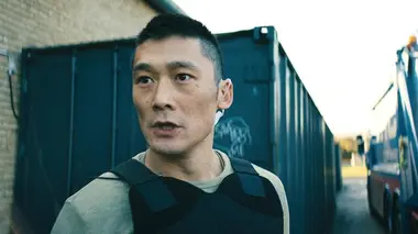 Dos au mur S03E01