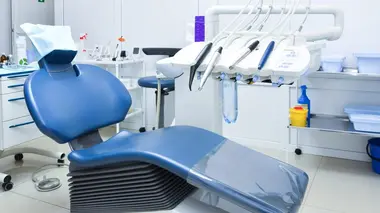 L'affaire Lionel Guedj : Le " dentiste boucher " aux 300 victimes