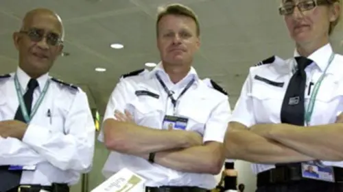 Douanes à l'anglaise S03E02