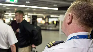 Douanes sous haute surveillance : Irlande S01E08