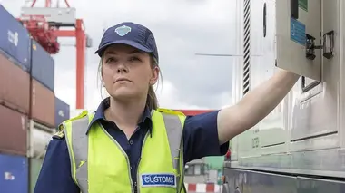 Douanes sous haute surveillance : Irlande S01E20