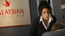 Dr House  S03E18 Y a-t-il un médecin dans l'avion ?